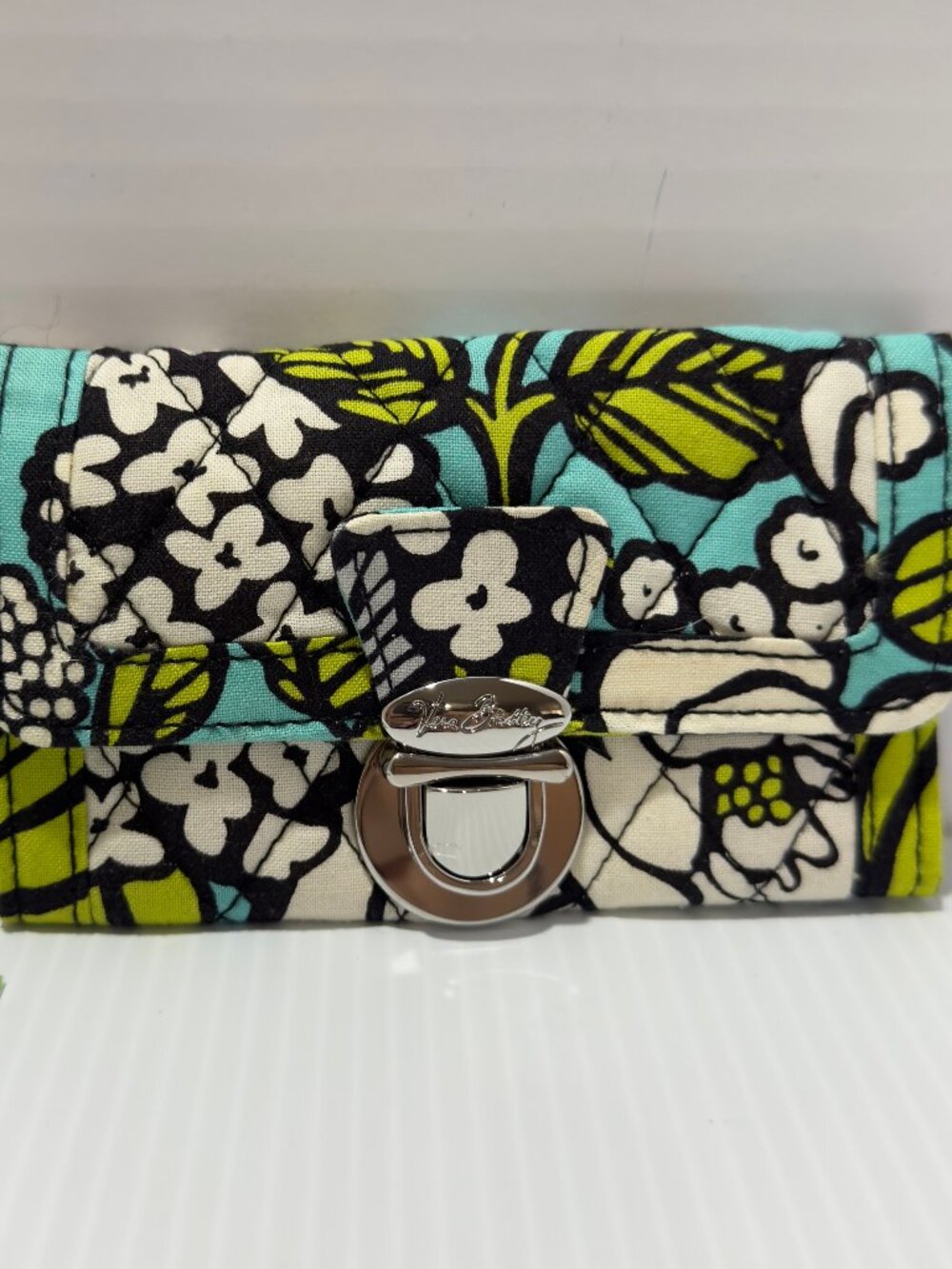New Vera Bradley Clutch Wallet Island Blooms